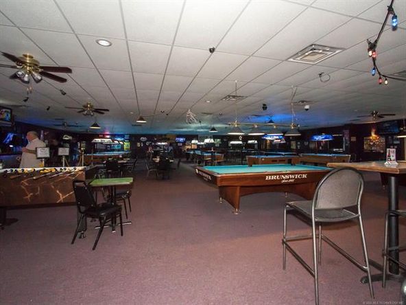 7822 W Parkway Blvd, Tulsa, OK 74127
